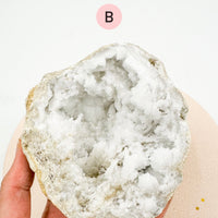 White Quartz Geode 01 | good luck and protection