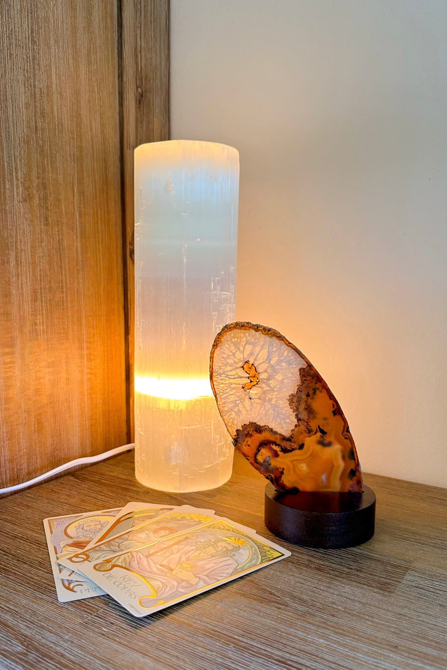 Small Selenite lamp | Spirituality - Cleanliness