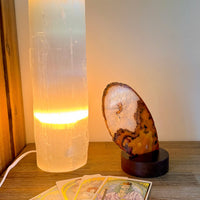 Small Selenite lamp | Spirituality - Cleanliness