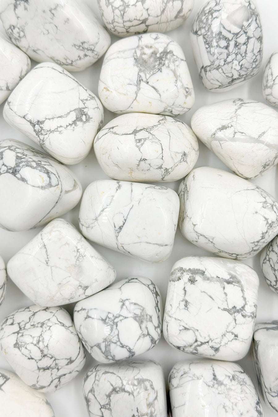 Howlite Tumble | Good sleep and relaxation